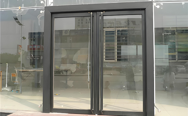 陈仓玻璃地弹门