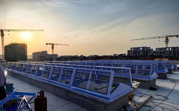 消防陈仓排烟窗工作原理