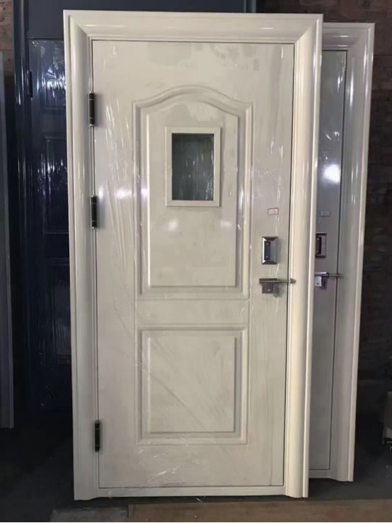 陈仓学校教室门